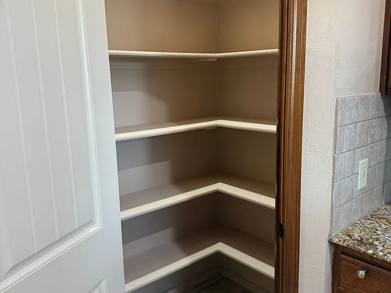10924 SW 30th Ter — Photo 11