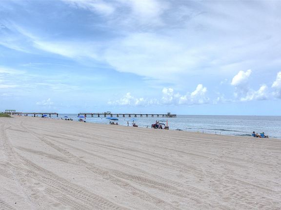 5th image of 4140 N Ocean Drive #205W
