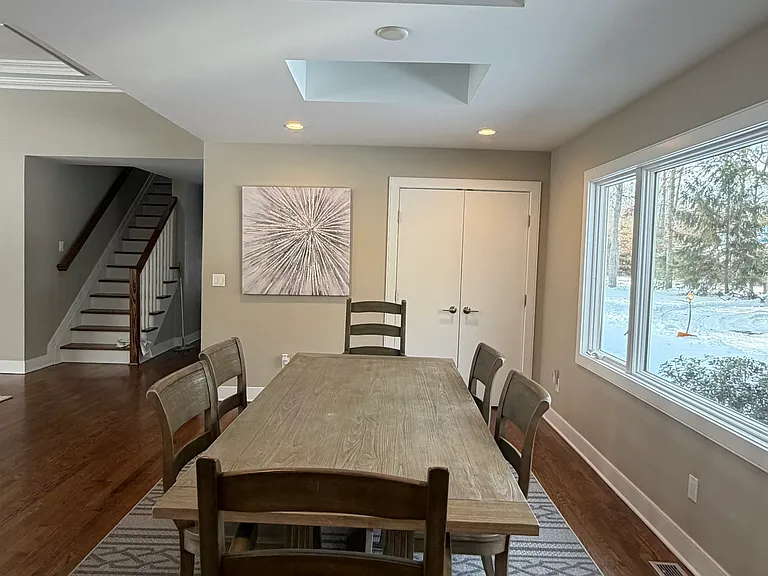 10 Skyes Neck Ct — Photo 8