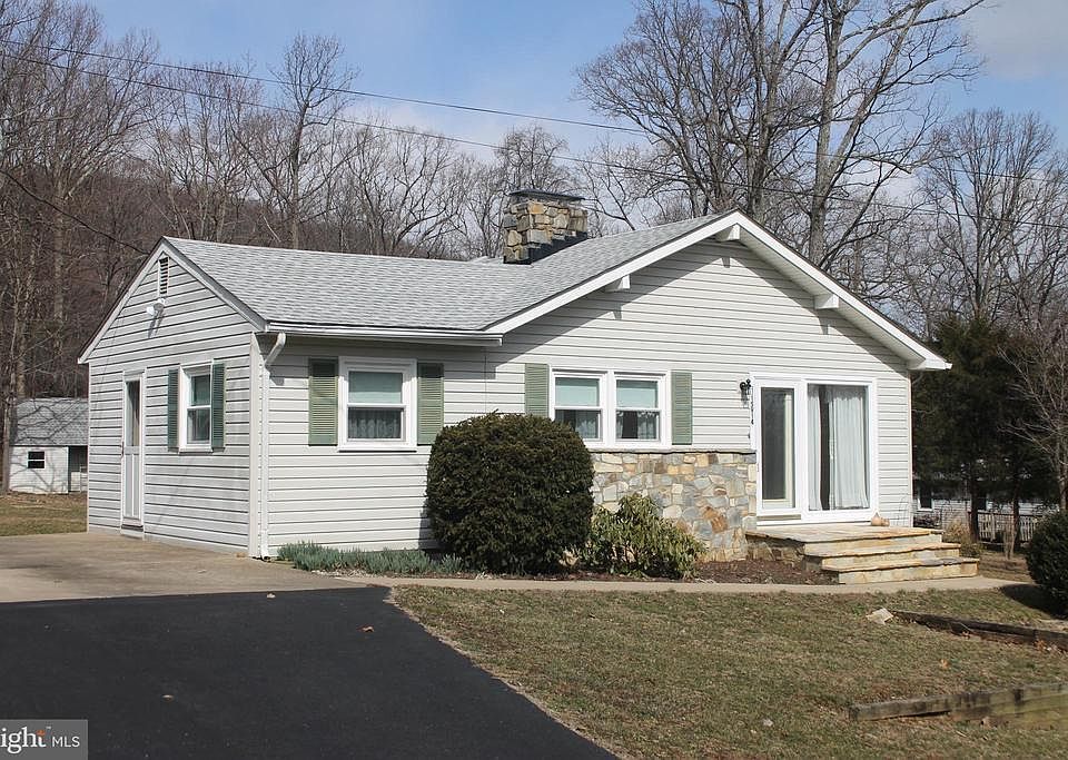 1st image of 15914 Smithey Dr