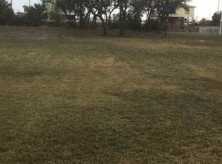 209 W 3rd Ave, Gulf Shores, AL 36542