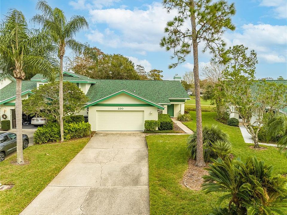 1st image of 220 Woodridge Cir