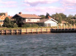 98 Squaw Rd, East Hampton, NY 11937