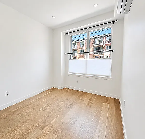 27-16 Newtown Ave #1R — Photo 7