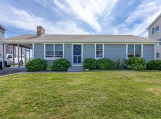 19 Major Arnold Rd, Narragansett, RI 02882