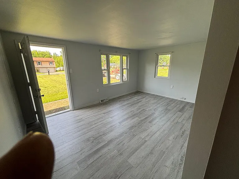 1114 Prince Dr — Photo 18