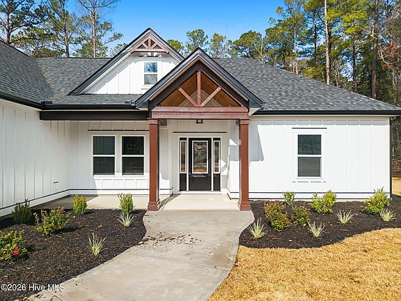 4th image of 167 Dogwood Trail SW