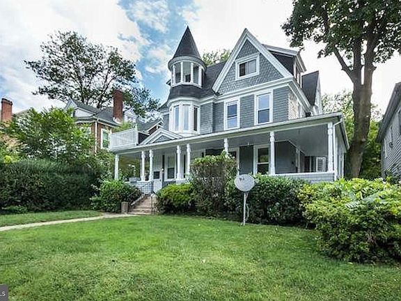 3rd image of 5017 Roland Ave