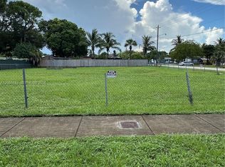 Venetian Garden Rev, Miami Gardens, FL 33054