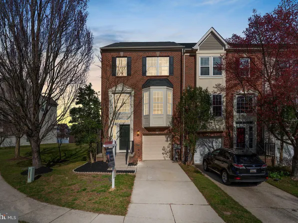 8804 Stonehouse Dr, Ellicott City, MD 21043