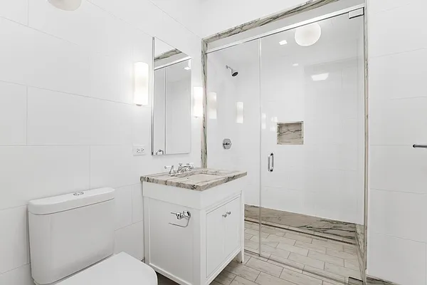 Rented by Douglas Elliman | media 29