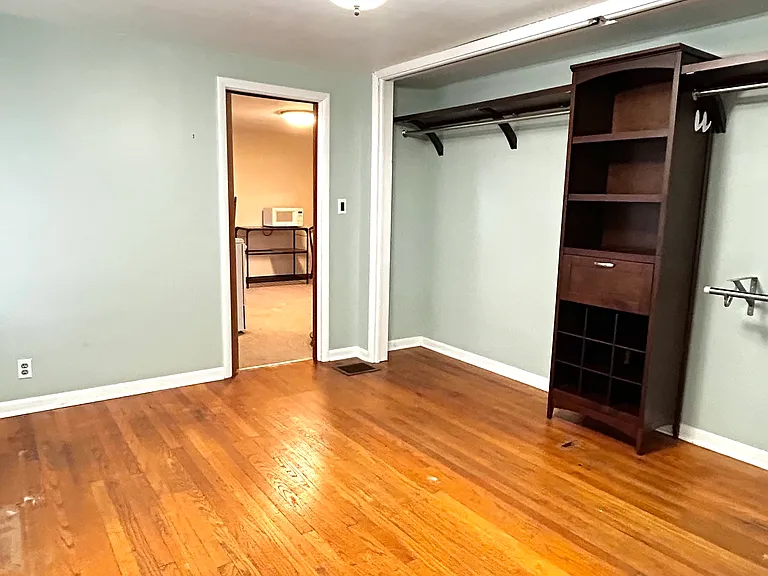9039 Yorktown St — Photo 15