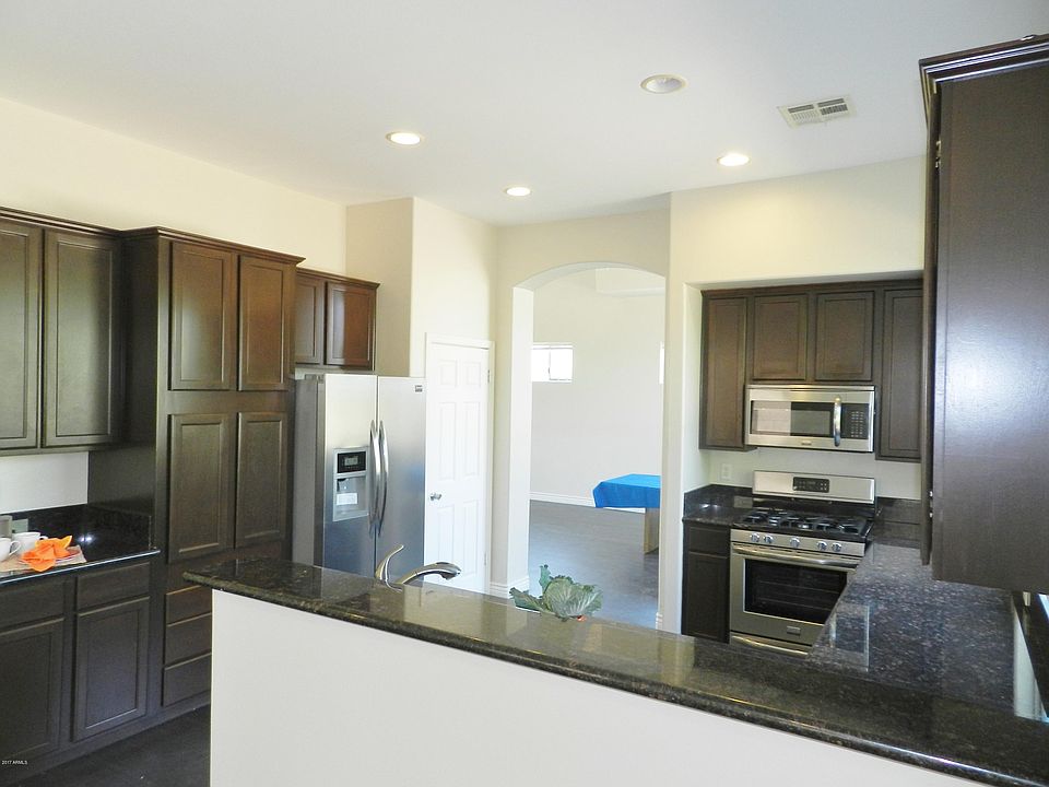 1st image of 712 W ANDERSON Avenue