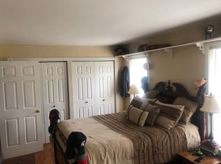 21047 Rust Rd, New Boston, MI 48164