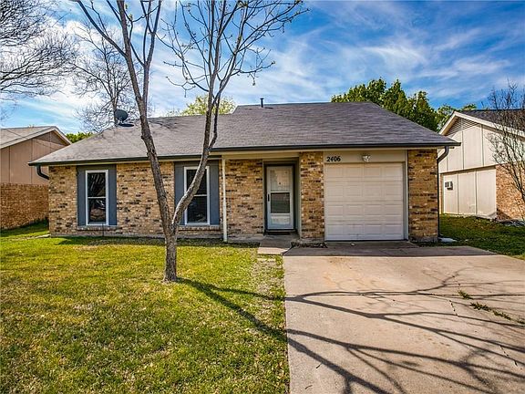 2nd image of 2406 Arapaho Dr