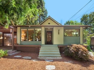 3411 W Elmore St, Seattle, WA 98199