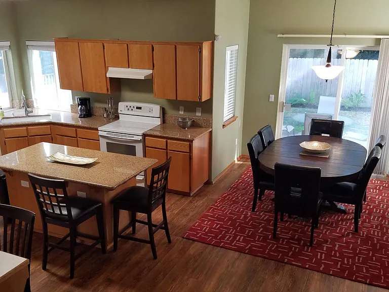 Kitchen, nook, backyard view