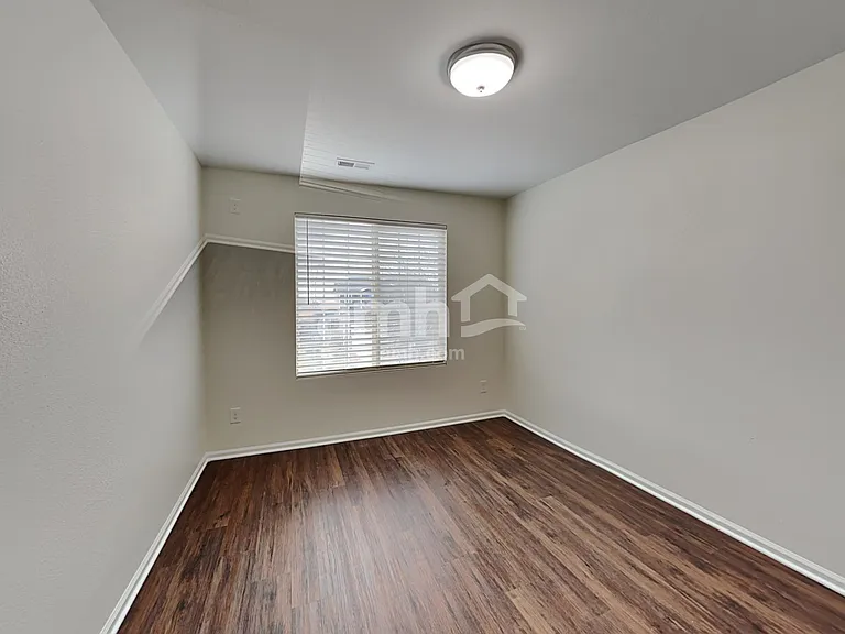 7728 Barn Owl Dr — Photo 21