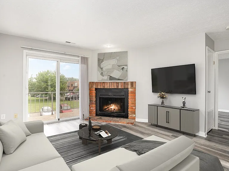 Villa Hills & Dover Heights Apartments — Photo 1