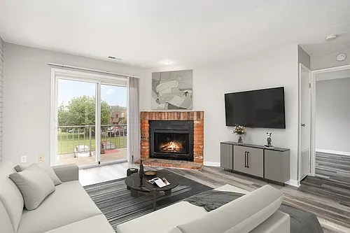 Villa Hills & Dover Heights Apartments Photo 1