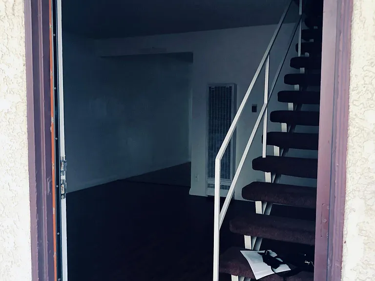 12546 Pacific Ave #4 — Photo 4