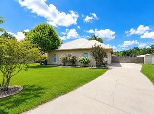 10 Cypress Dr, Ponchatoula, LA 70454