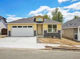 645 NW 31st St, Battle Ground, WA 98604
