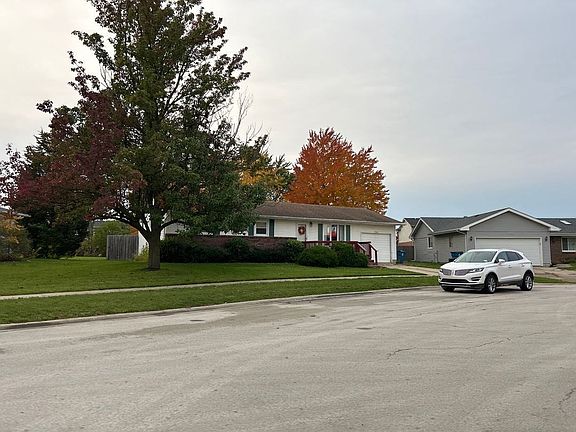 3rd image of 1343 Potomac Pl