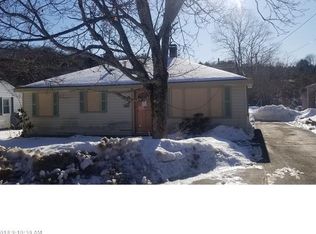104 Falvey St, Bangor, ME 04401