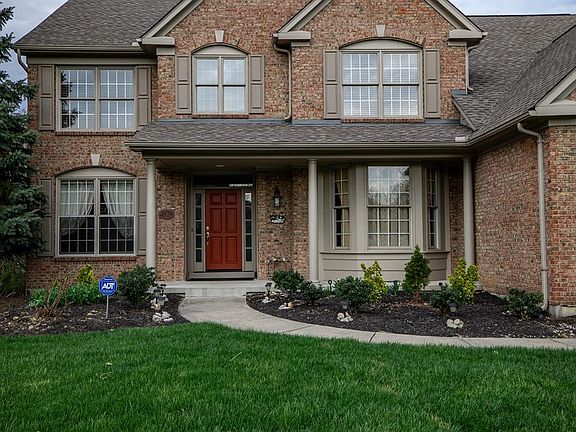3rd image of 4979 Hampton Village Dr