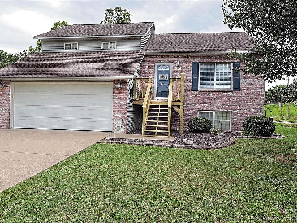 1st image of 806 Hunze Dr