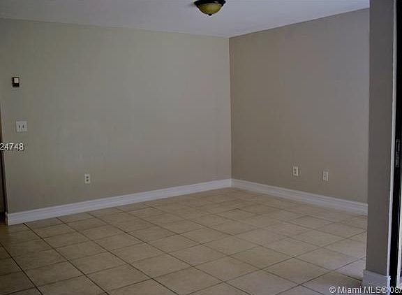 4th image of 1150 N Liberty Ave APT J