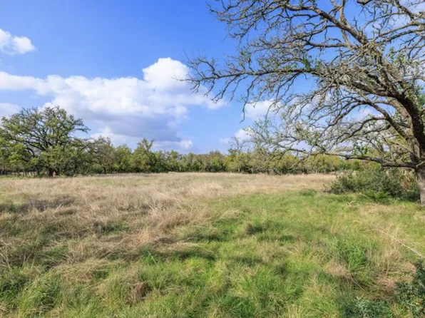 7 Duderstadt Rd, Harper, TX 78631