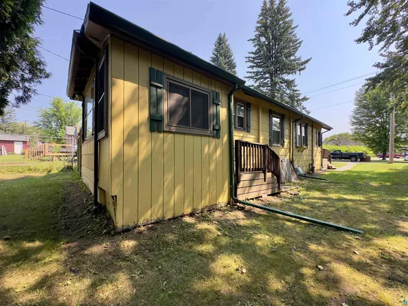 421 S 69th Ave W, Duluth, MN 55807