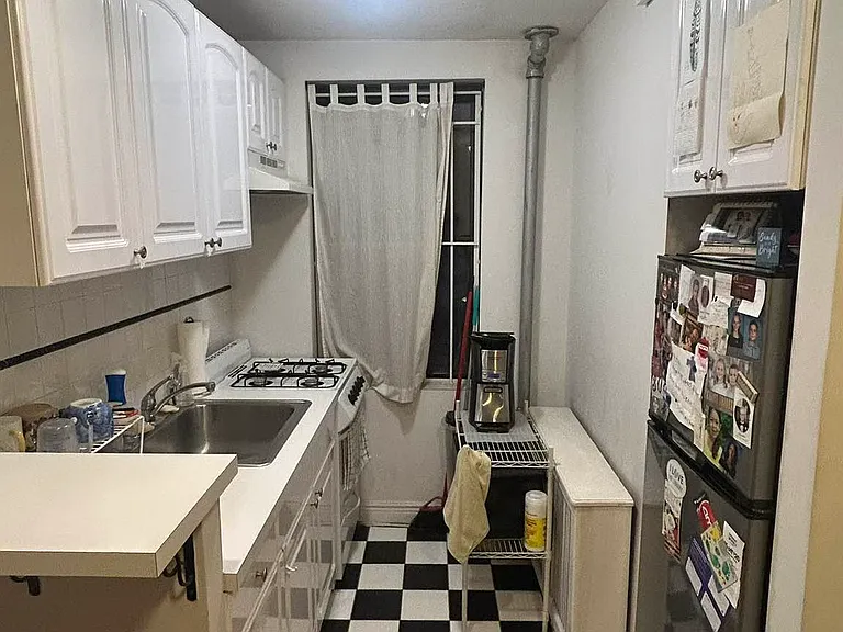 103 Lexington Ave #1B — Photo 4