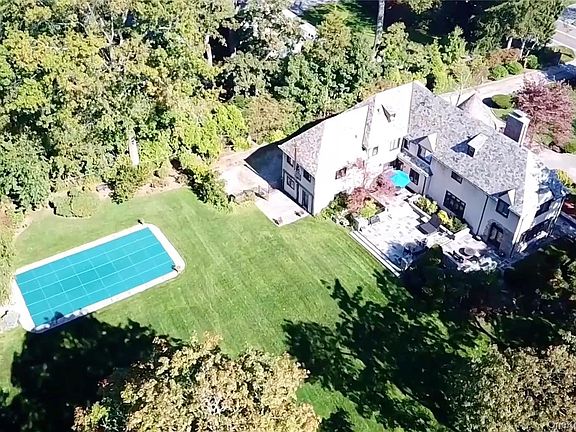 3rd image of 66 Mamaroneck Road