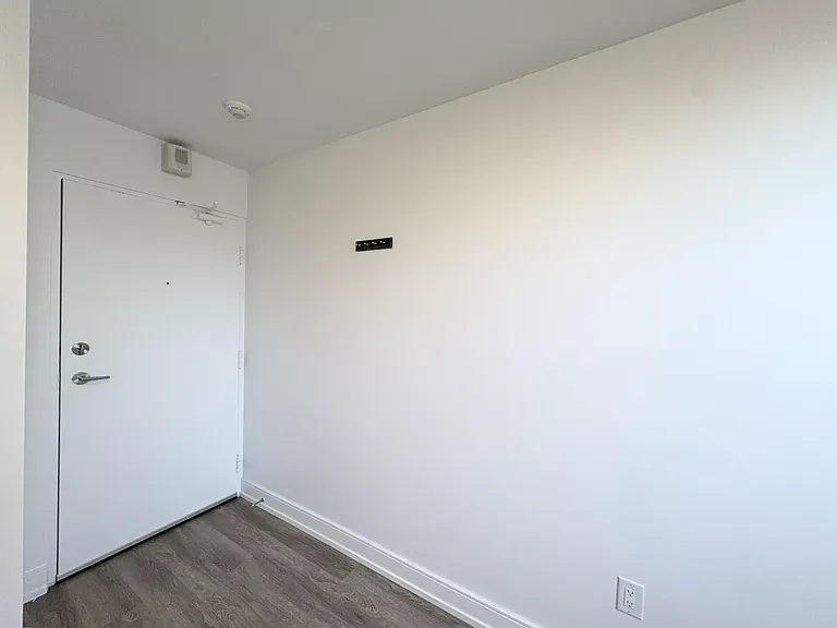 294 Chandler Dr #103 — Photo 11