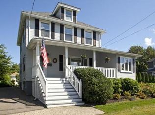 6 Old Colony Rd, Hull, MA 02045
