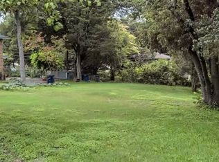 3407 Rockbluff Dr, Dallas, TX 75227