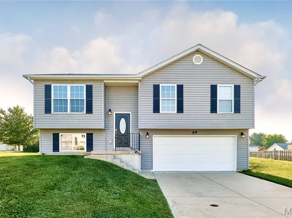 69 Matt Joyce Ct, Warrenton, MO 63383