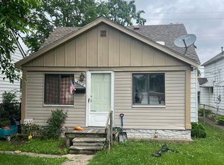8119 Essex Ave, Warren, MI 48089