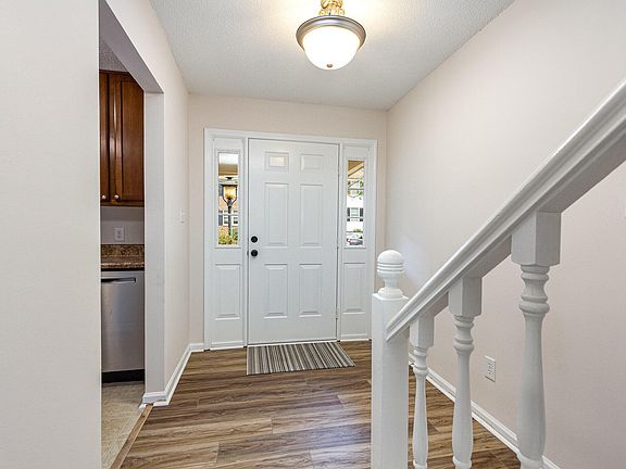 3rd image of 110 Gunston Ct