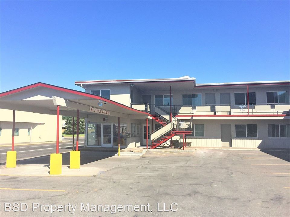 2nd image of 255 E St #116