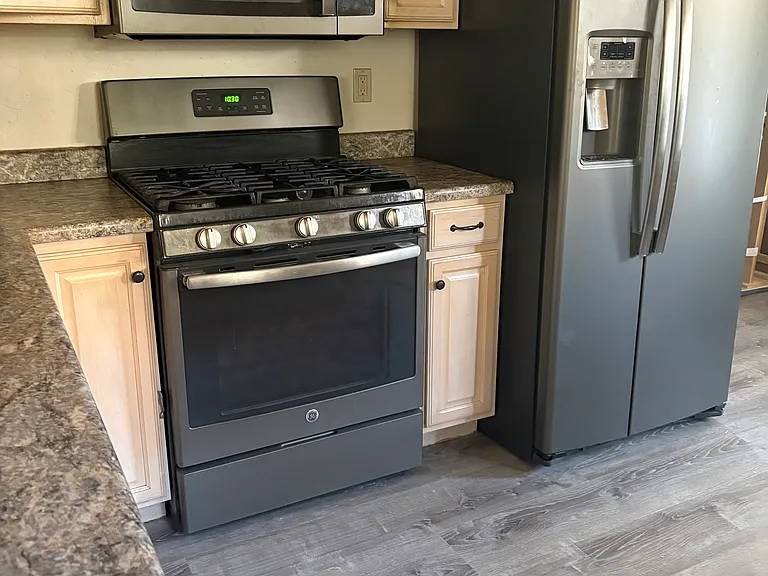 839 Edwards Village Blvd — Photo 3