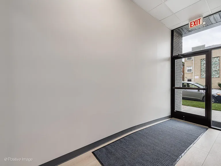 7517 W Belmont Ave #2 — Photo 14