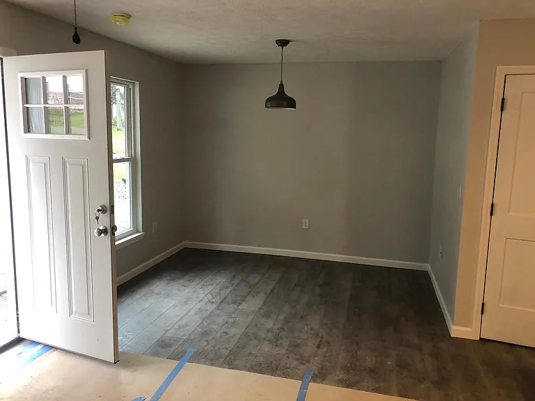 108 Redwood Ln #2-8 — Photo 2