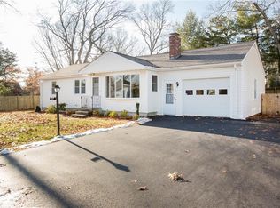 27 Canna St, Warwick, RI 02888