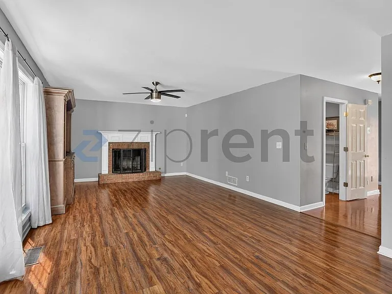 19 Savannah Pl — Photo 15