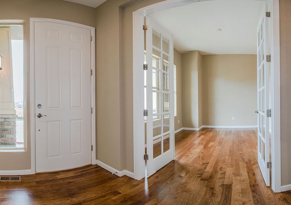 Inviting entry and private study