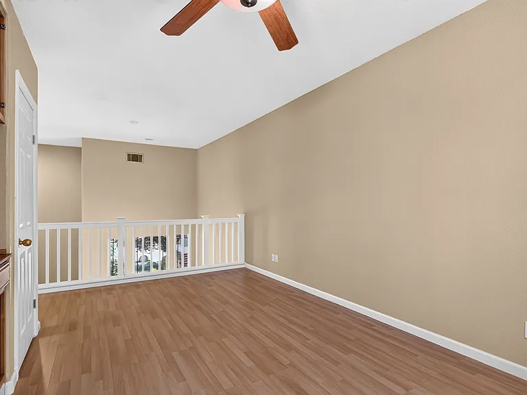 5230 Bay St — Photo 29